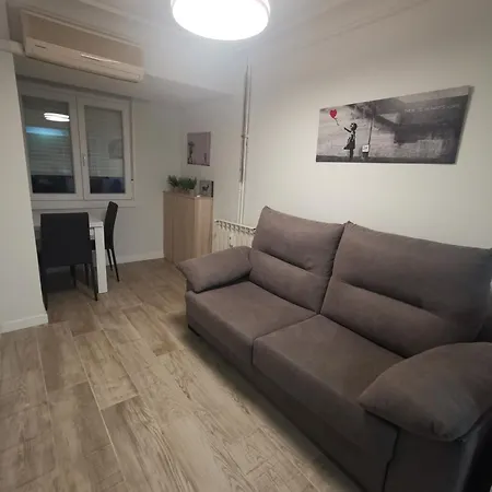 El Pilar 5 Apartment *